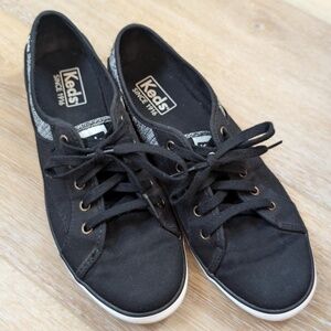 Black Keds